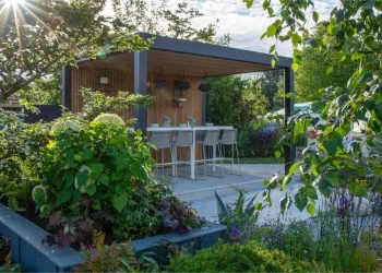 Redux Decking used in a garden - Composite Prime